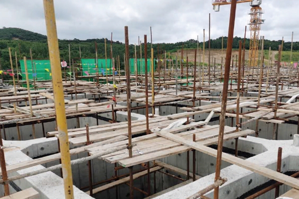 青島康尼爾鐵山環(huán)?？萍加邢薰卷椖刻盥駡?A區(qū) 防滲防腐工程項目